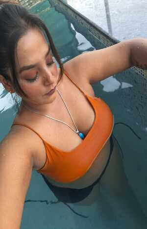 female escort in Kolkata